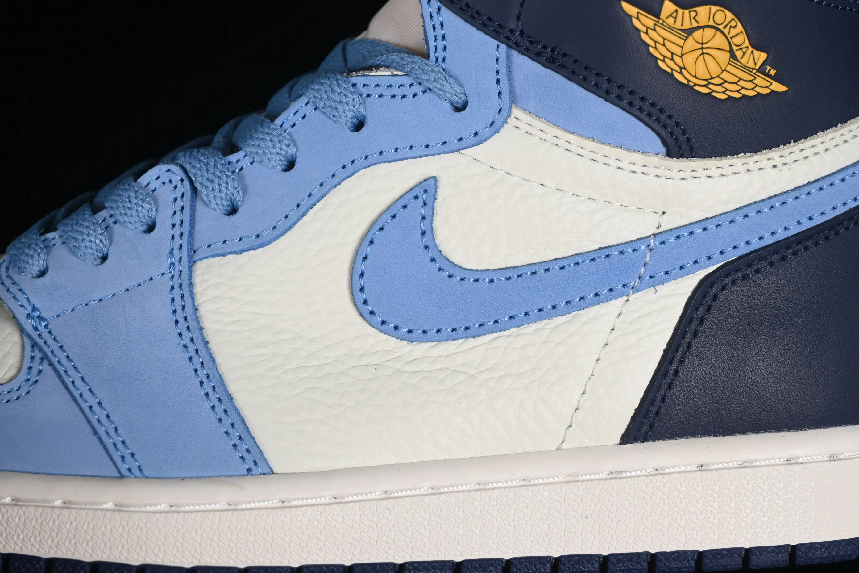 All categories Air Jordan Jordan series basketball shoes Air Jordan 1 High Air Jordan 1 High OG "First in Flight" AJ1 Joe 1 Obsidian 2.0 high-top basketball shoes FD2596-400